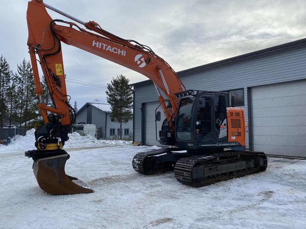 Hitachi-225-5
